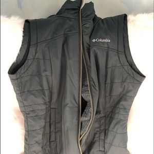 Columbia vest